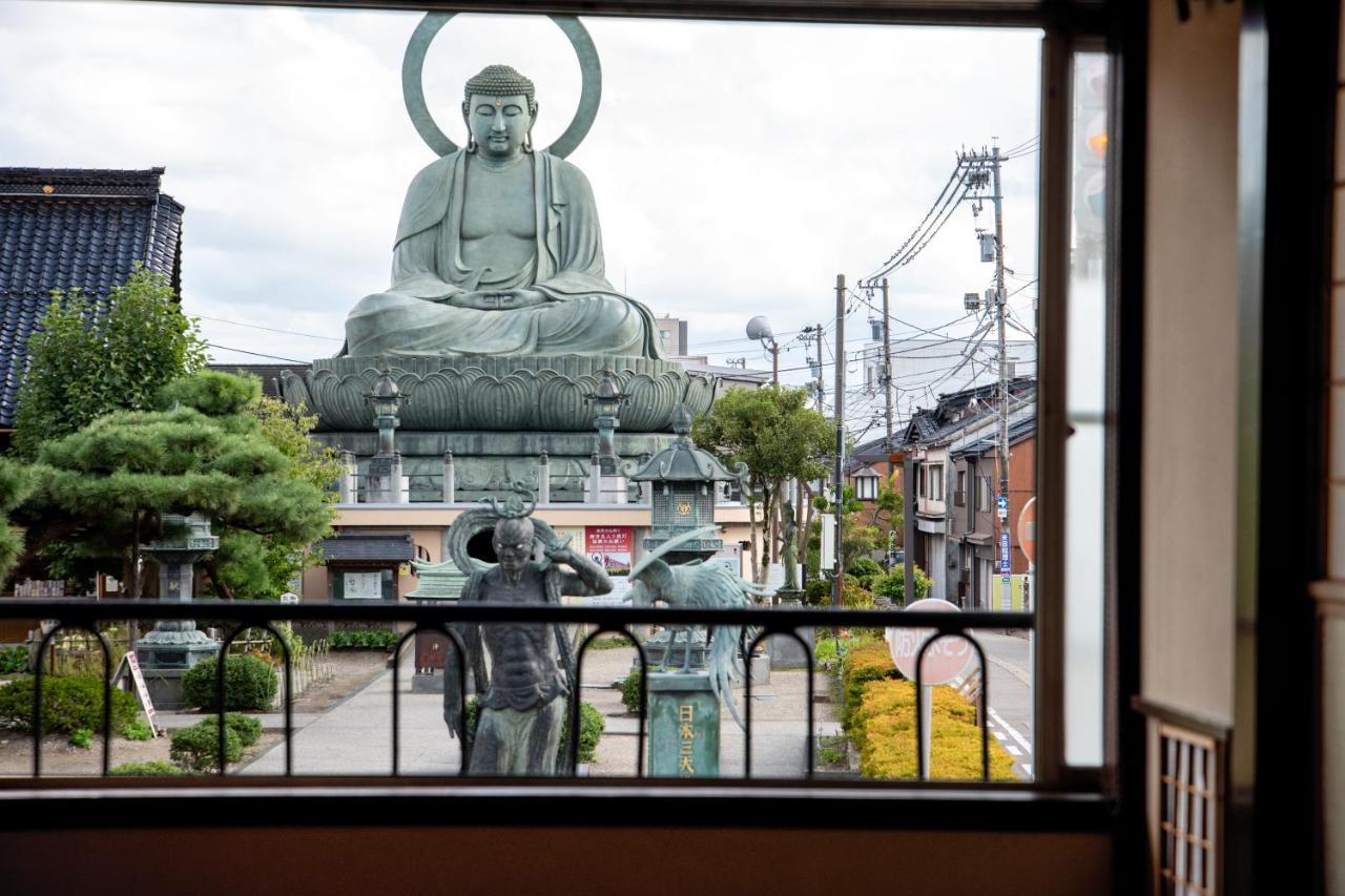 Kadokyu Ryokan Takaoka Eksteriør bilde