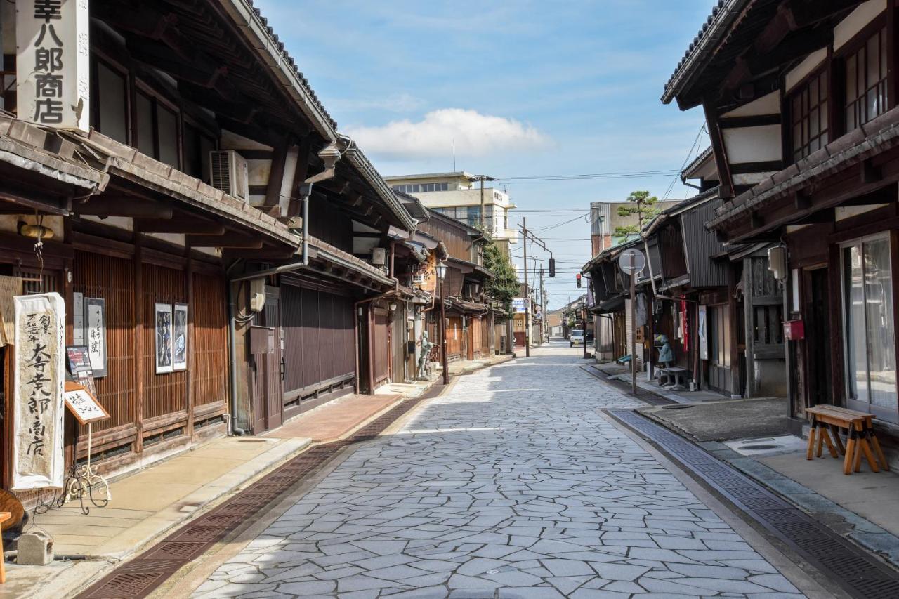 Kadokyu Ryokan Takaoka Eksteriør bilde
