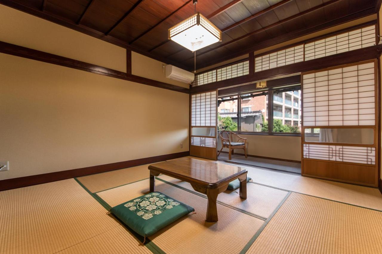 Kadokyu Ryokan Takaoka Eksteriør bilde