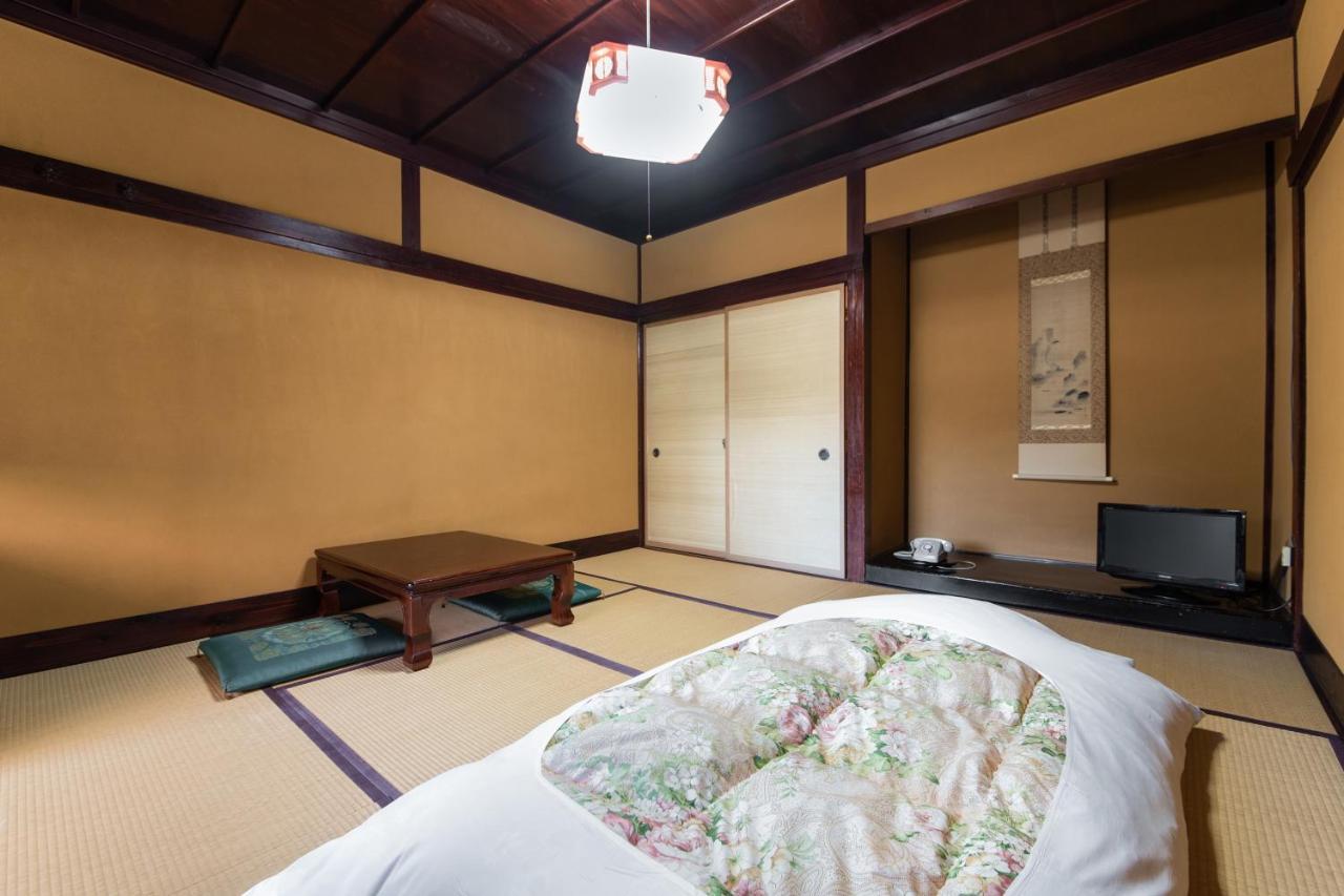 Kadokyu Ryokan Takaoka Eksteriør bilde